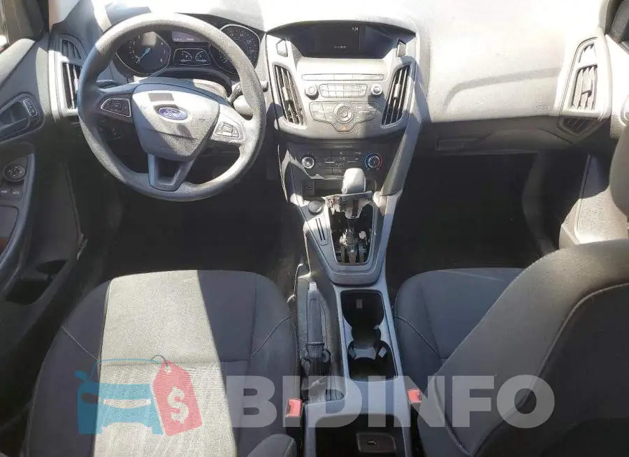 1FADP3E21JL205311 Photo# 8