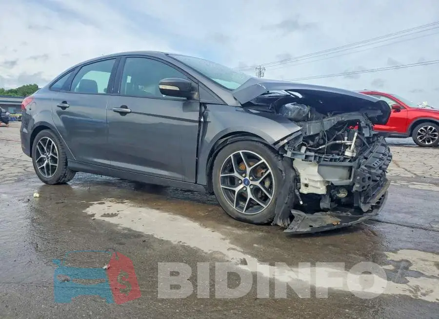 1FADP3H2XJL307864 Photo# 4
