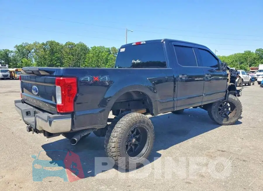 1FT7W2B60JEB12344 Photo# 3