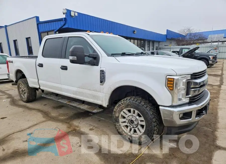 1FT7W2B64JEB74684 Photo# 4