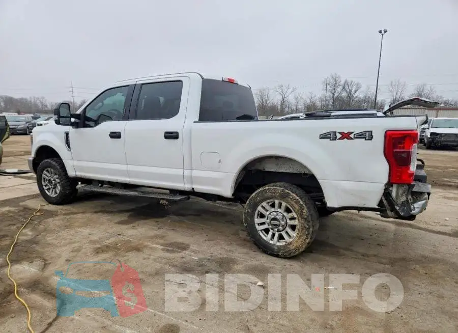 1FT7W2B64JEB74684 Photo# 2