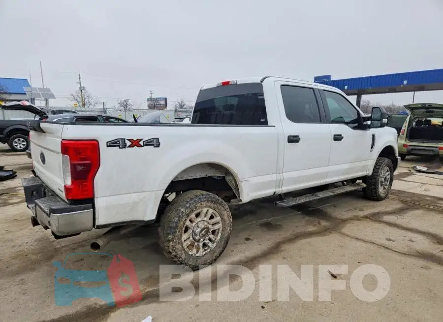 1FT7W2B64JEB74684 Photo# 3