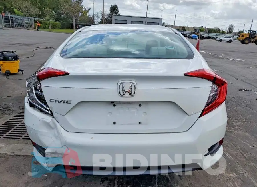 19XFC2F50HE058872 Photo# 6