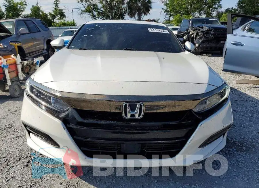 1HGCV2F32KA032040 Photo# 5