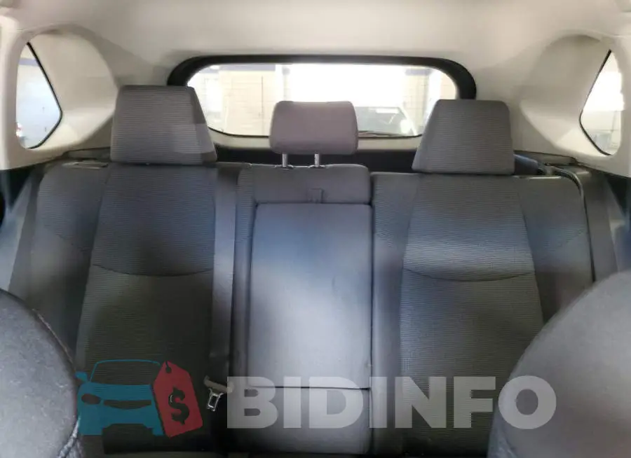 2T3F1RFV3NW281177 Photo# 10