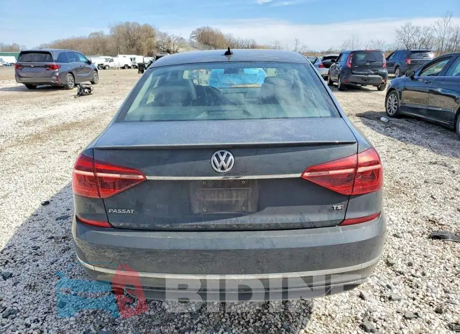 1VWDT7A38HC084876 Photo# 6