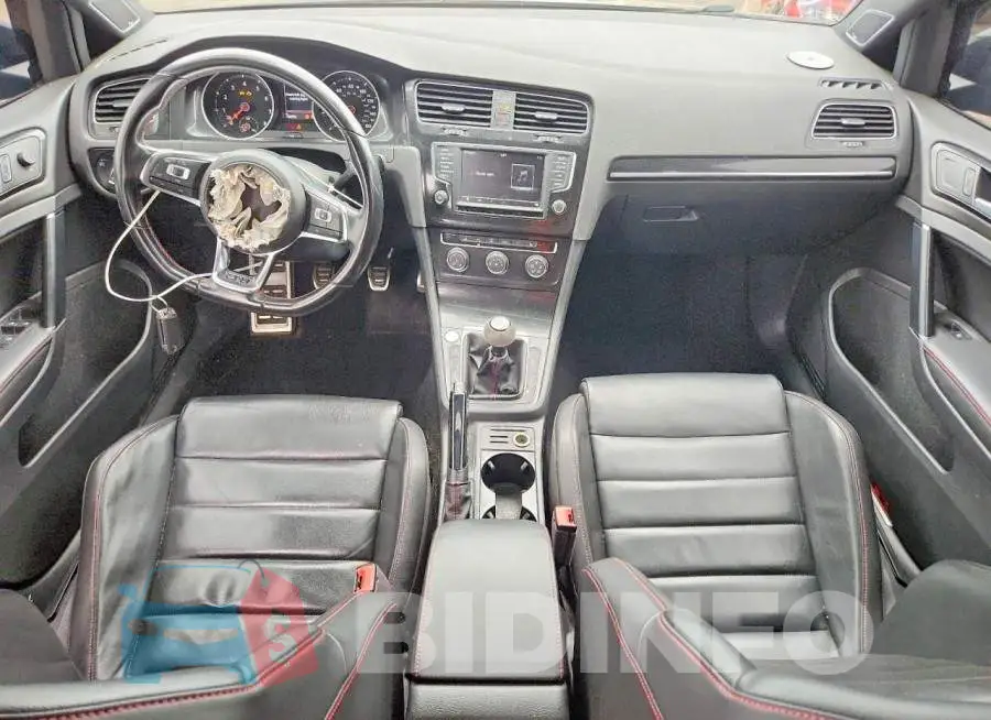 3VW547AU1HM070133 Photo# 8