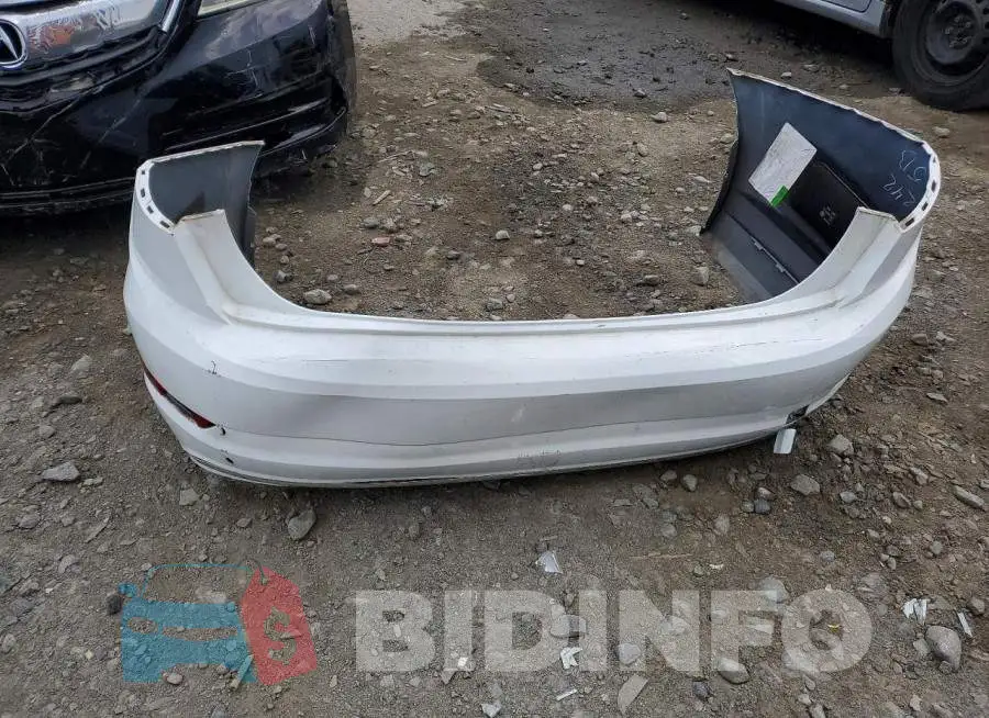 3VWCB7BU0KM154981 Photo# 12