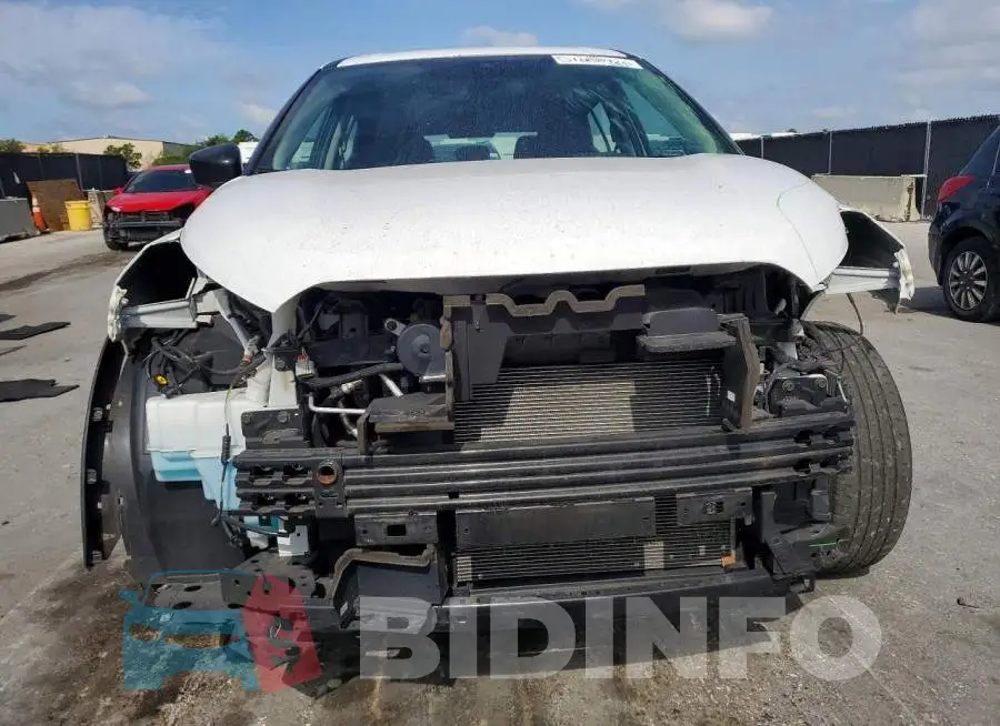 3N1CP5BVXML510026 Photo# 5