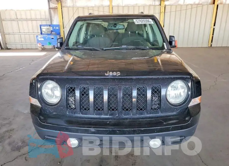 1C4NJPFB4HD183878 Photo# 5