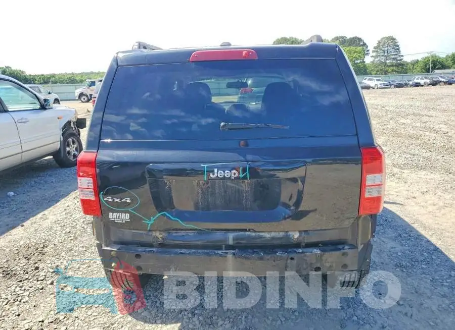1C4NJRBB9HD181822 Photo# 6