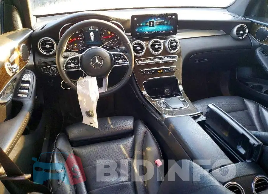 WDC0G8DB2LF698886 Photo# 8
