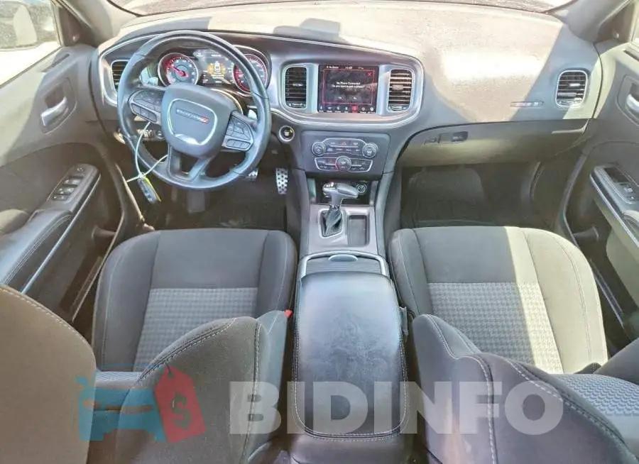 2C3CDXGJ6MH648618 Photo# 8