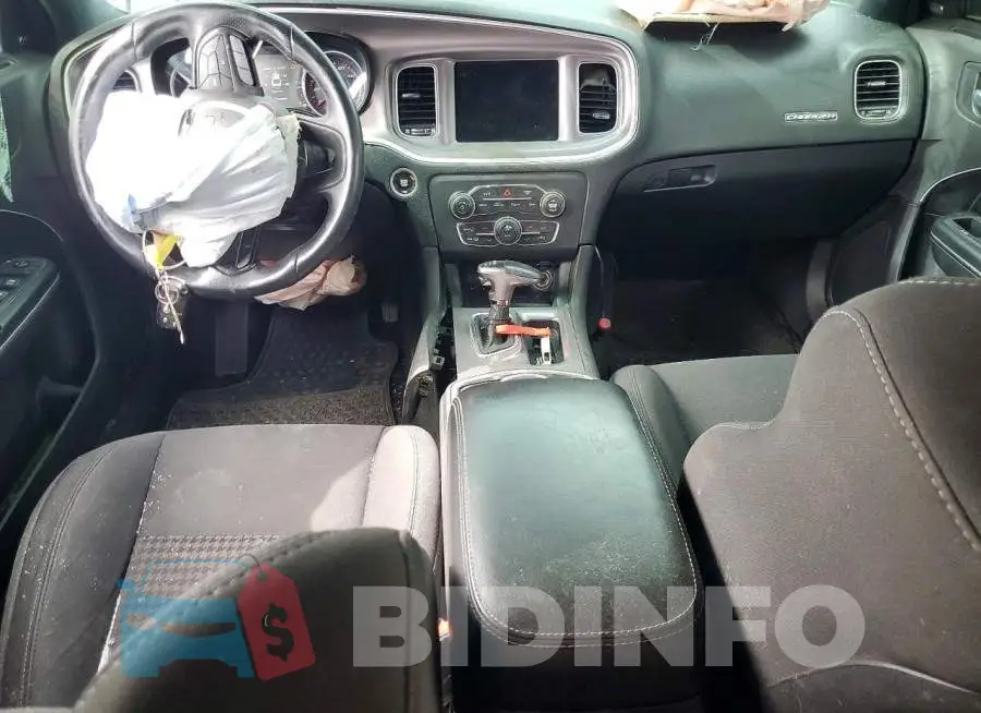 2C3CDXHG3KH527318 Photo# 8