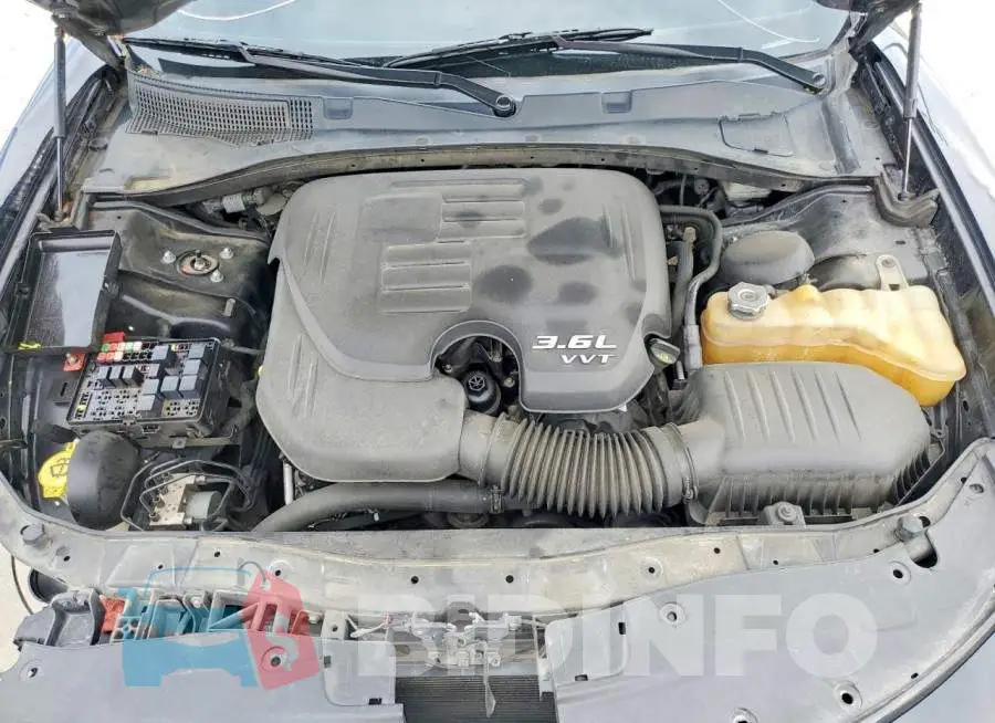 2C3CDXHG3KH527318 Photo# 11