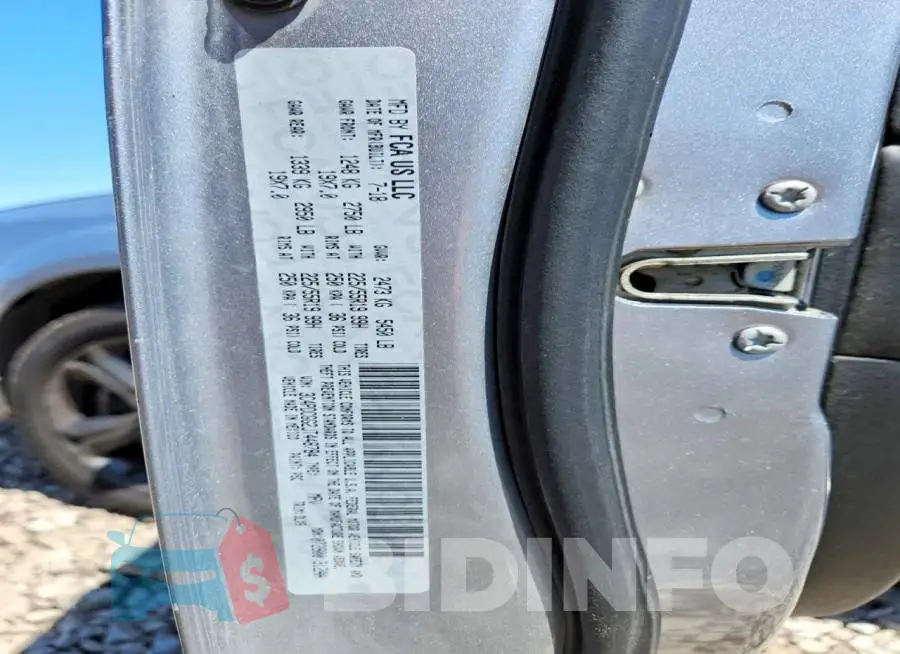 3C4PDCGG2JT448784 Photo# 13