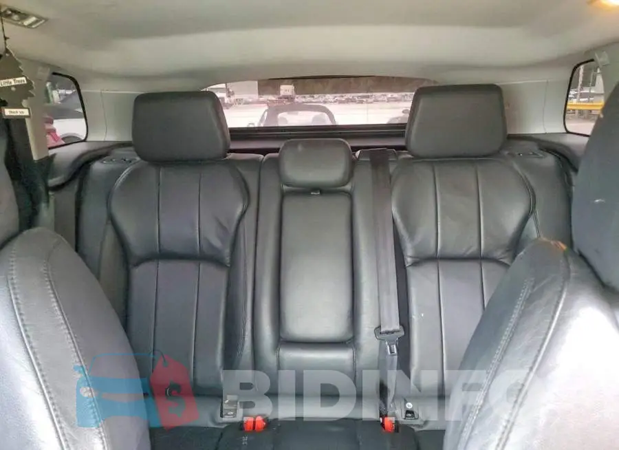 SALVP2RX8KH343956 Photo# 10