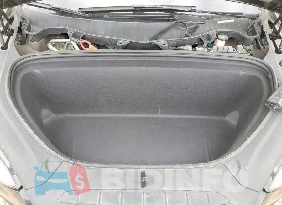 5YJXCDE24HF052333 Photo# 11