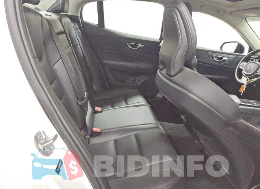 7JRL12FK2RG319002 Photo# 10
