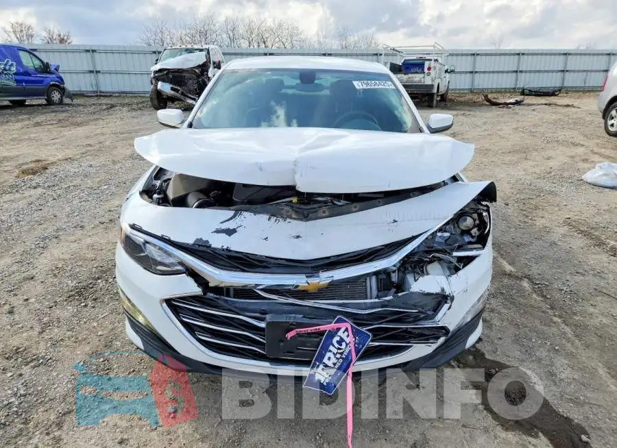 1G1ZD5ST5NF135245 Photo# 5