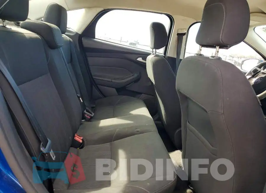 1FADP3F25JL251013 Photo# 10
