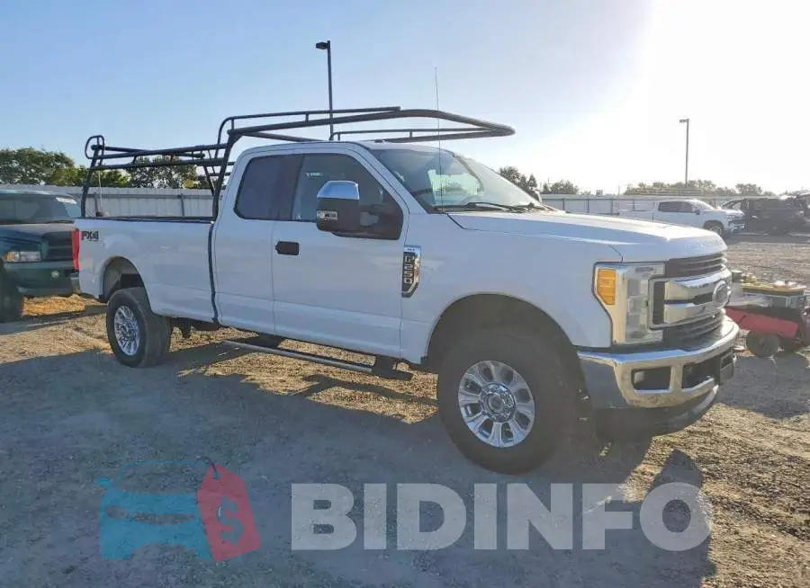 1FT7X2B65HEC15539 Photo# 4