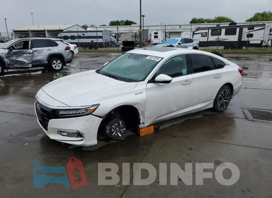 1HGCV3F96KA012027 Photo# 1