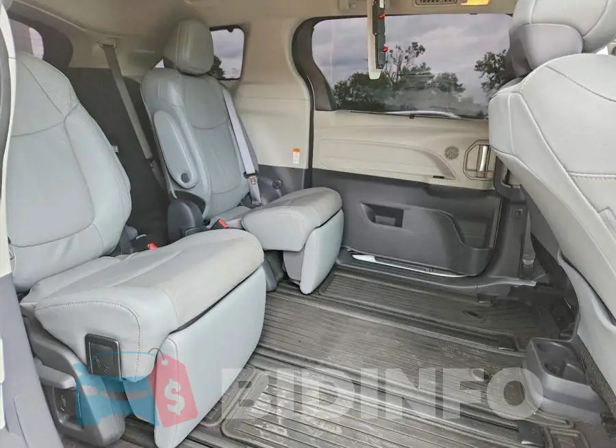 5TDZRKEC2RS209214 Photo# 11