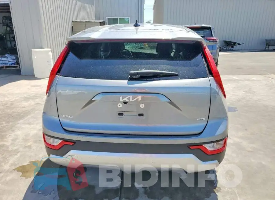 KNDCP3LE9T5323472 Photo# 6