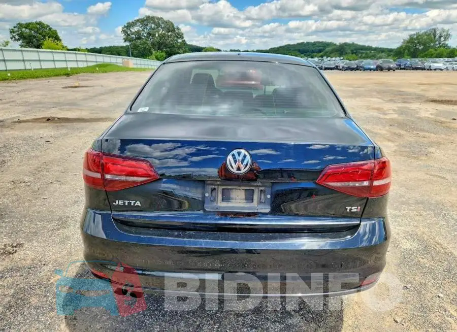 3VW2B7AJ4HM379268 Photo# 6