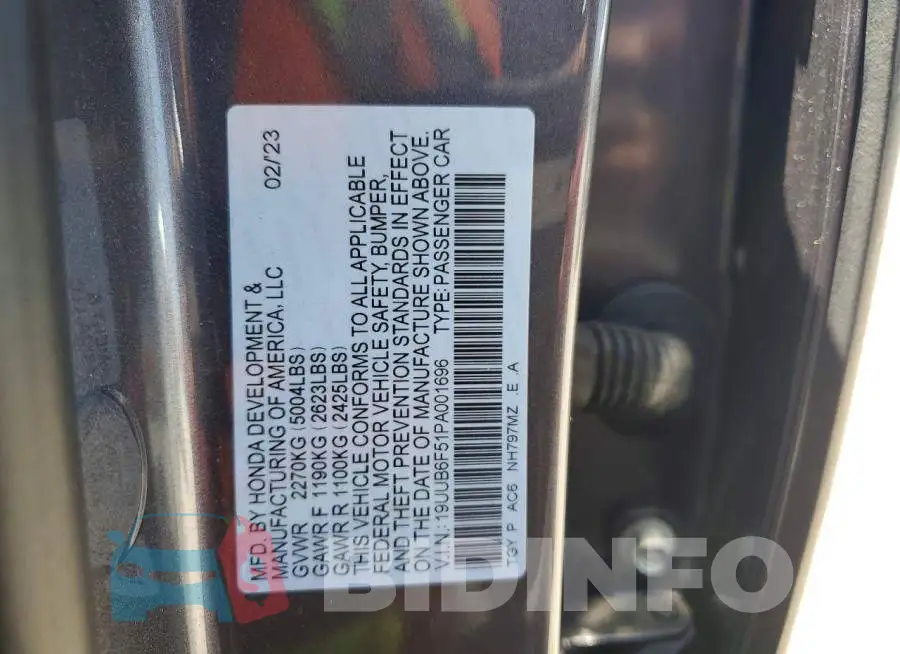 19UUB6F51PA001696 Photo# 12