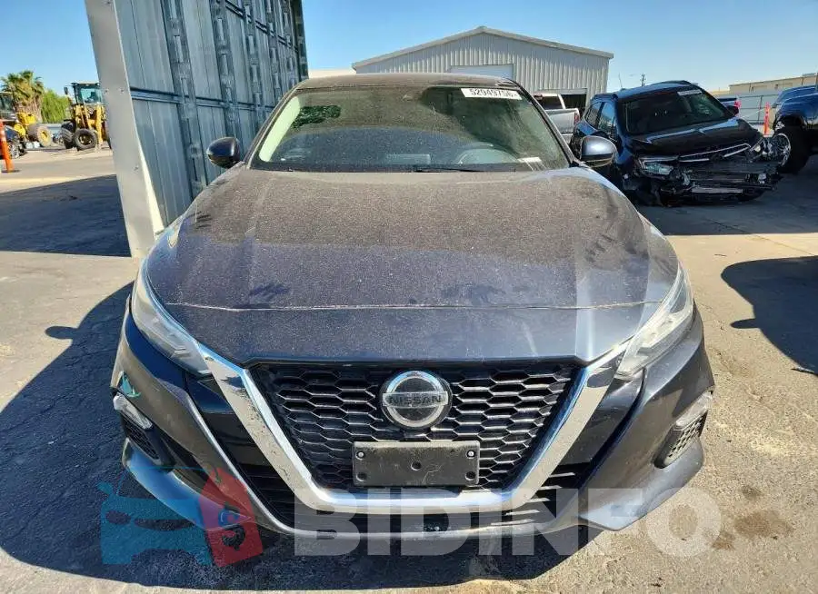 1N4BL4DV4NN365648 Photo# 5