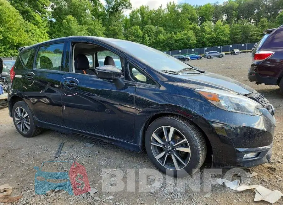 3N1CE2CP6JL358889 Photo# 4