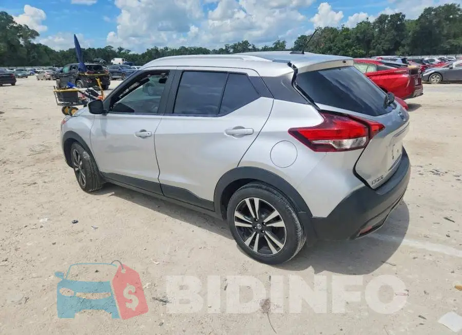 3N1CP5CU3KL491287 Photo# 2