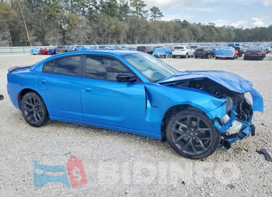 2C3CDXBG2PH579894 Photo# 4