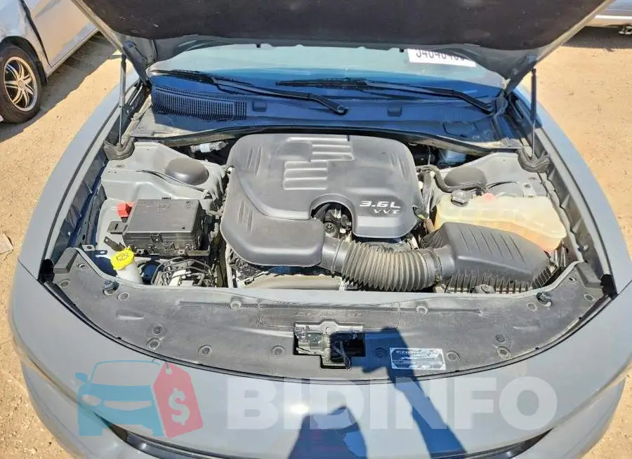 2C3CDXBG9PH571758 Photo# 11