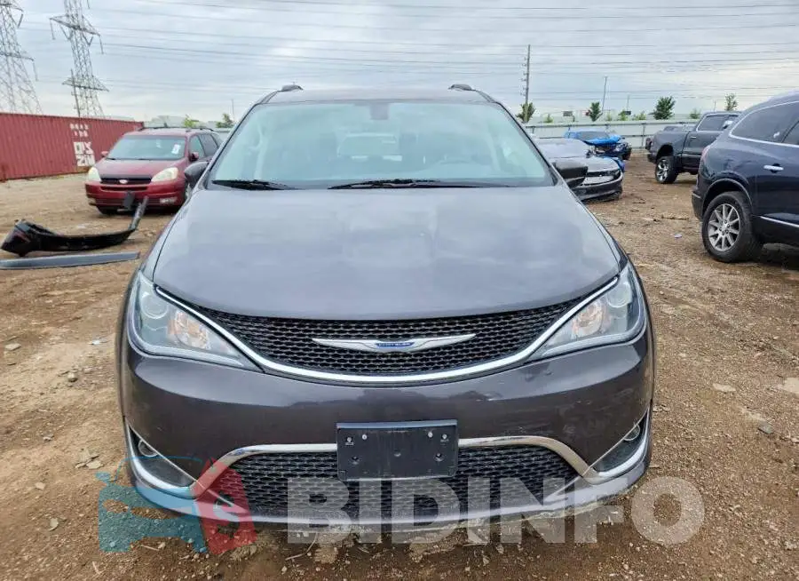 2C4RC1EG1JR257329 Photo# 5
