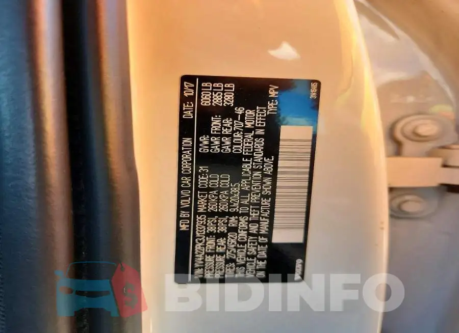 YV4A22PK3J1337935 Photo# 14