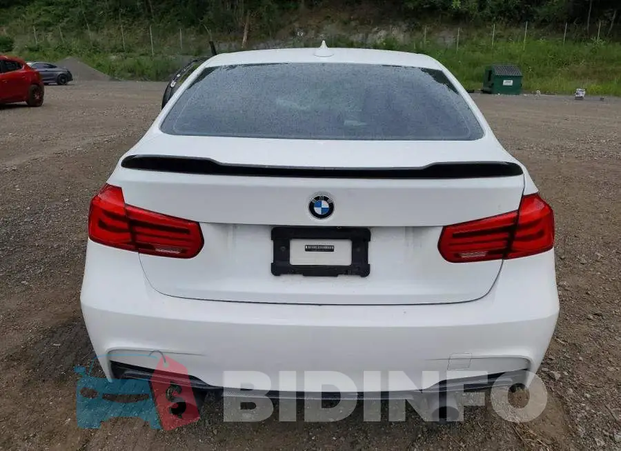 WBA8D9G50JNU69894 Photo# 6