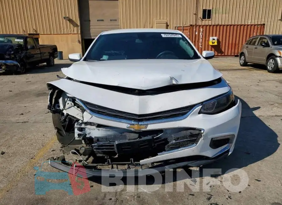 1G1ZD5ST0JF244013 Photo# 5