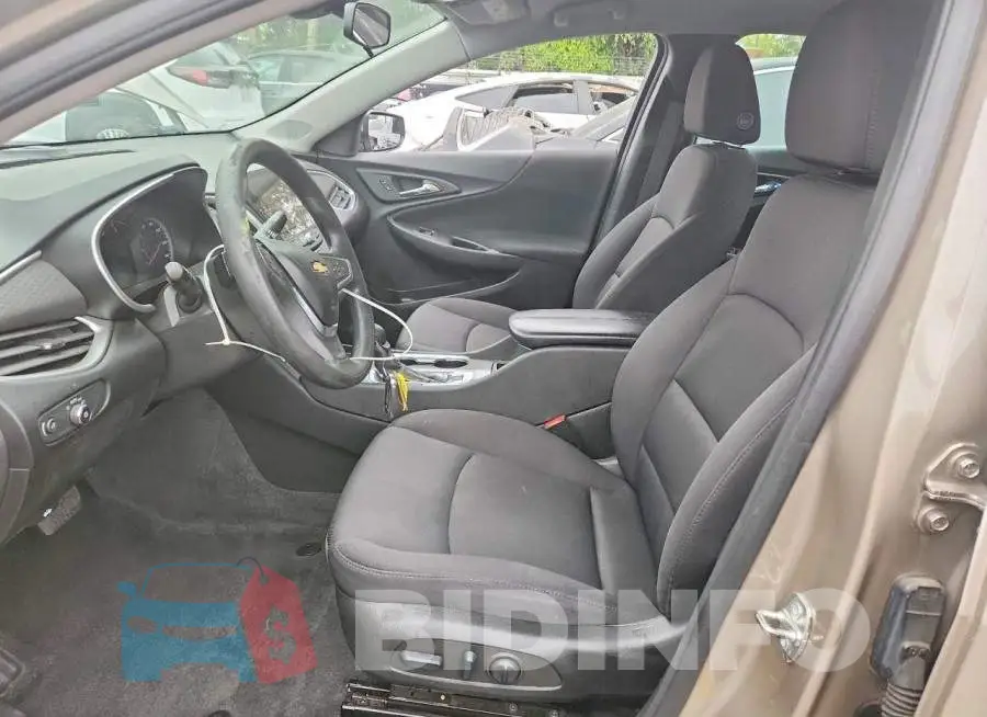 1G1ZD5ST9NF152873 Photo# 7