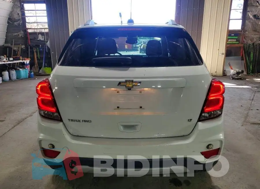 3GNCJPSB6JL338788 Photo# 6