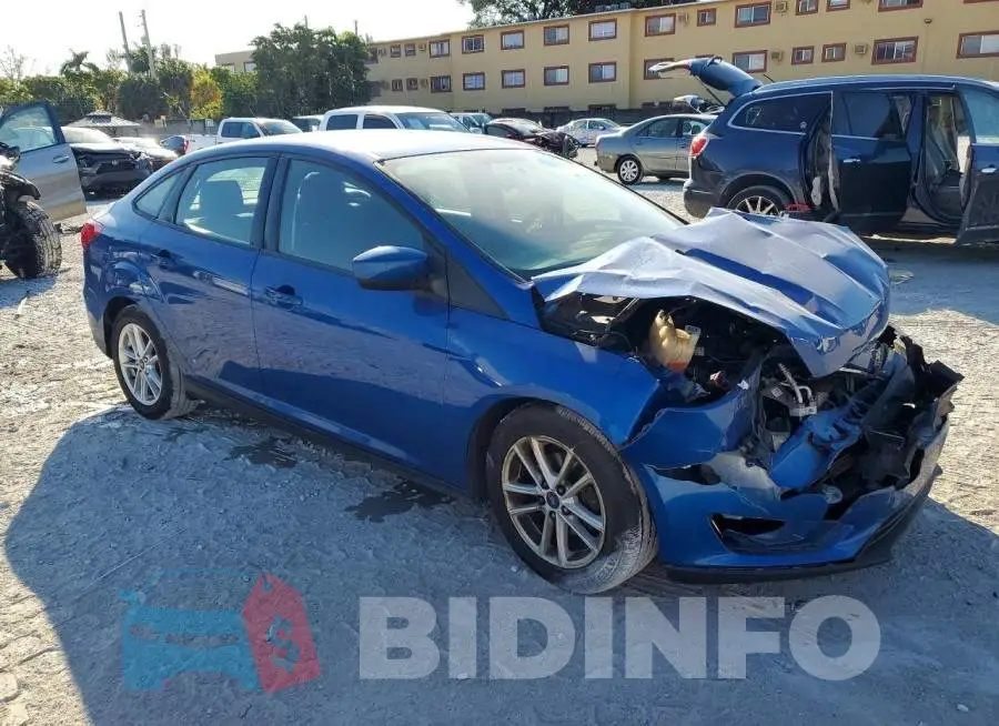 1FADP3F22JL202738 Photo# 4