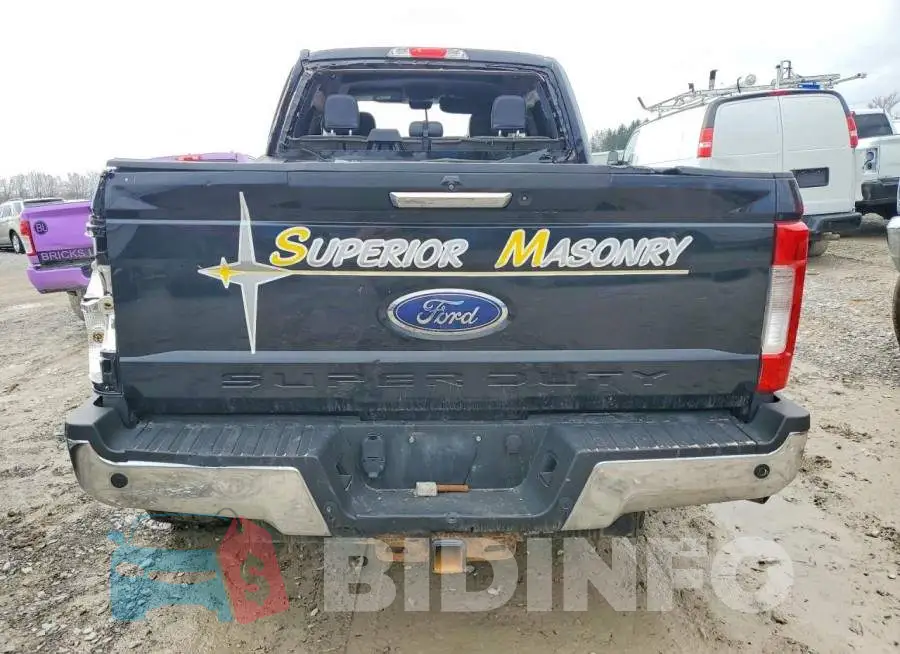 1FT8W3BT5JEB17099 Photo# 6