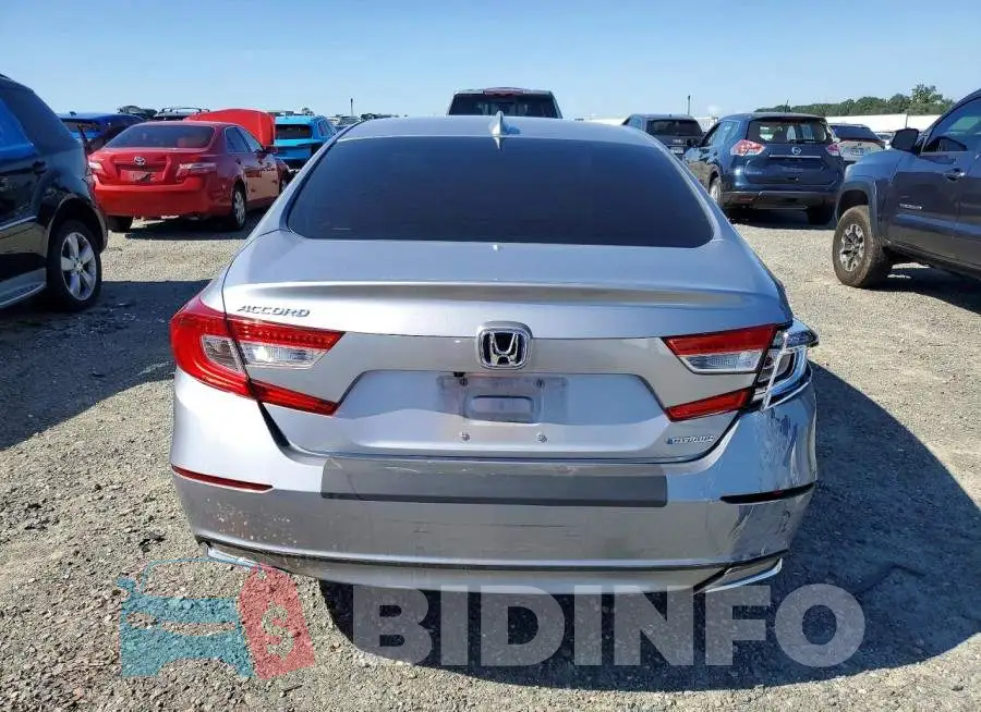 1HGCV3F14MA018129 Photo# 6