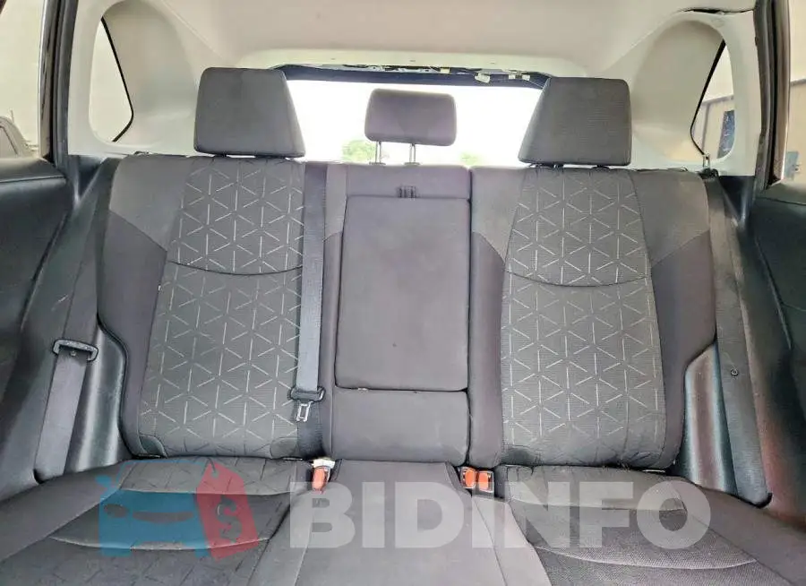 2T3P1RFV4MC240089 Photo# 10