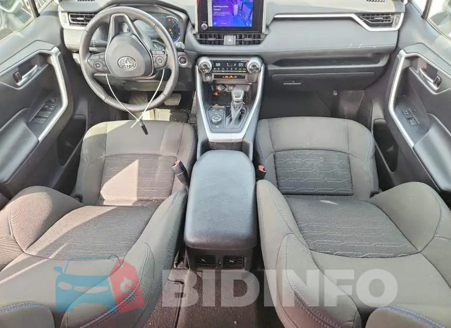 4T3T6RFV2PU140074 Photo# 8