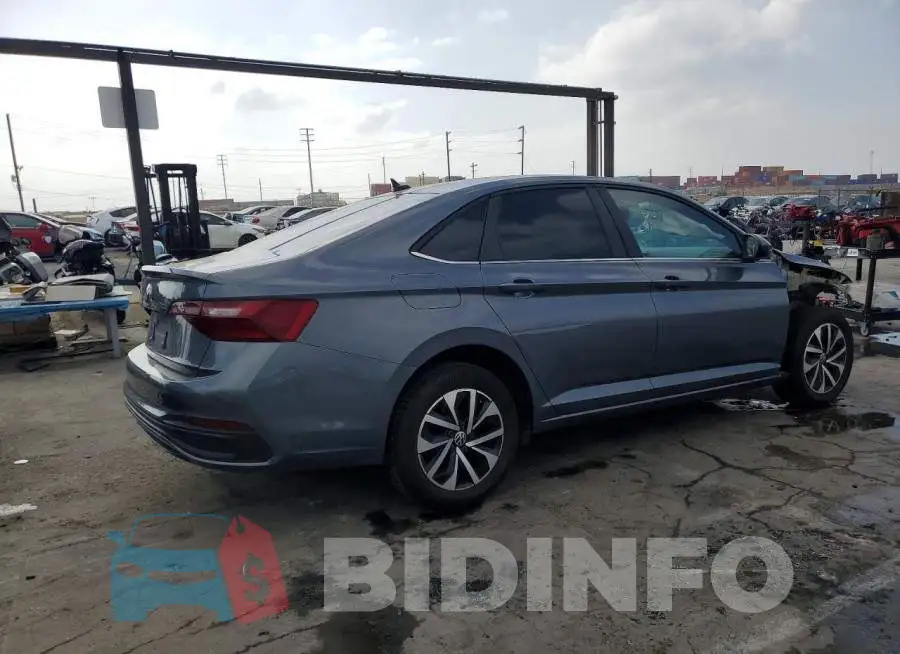 3VW5M7BU2RM050456 Photo# 3