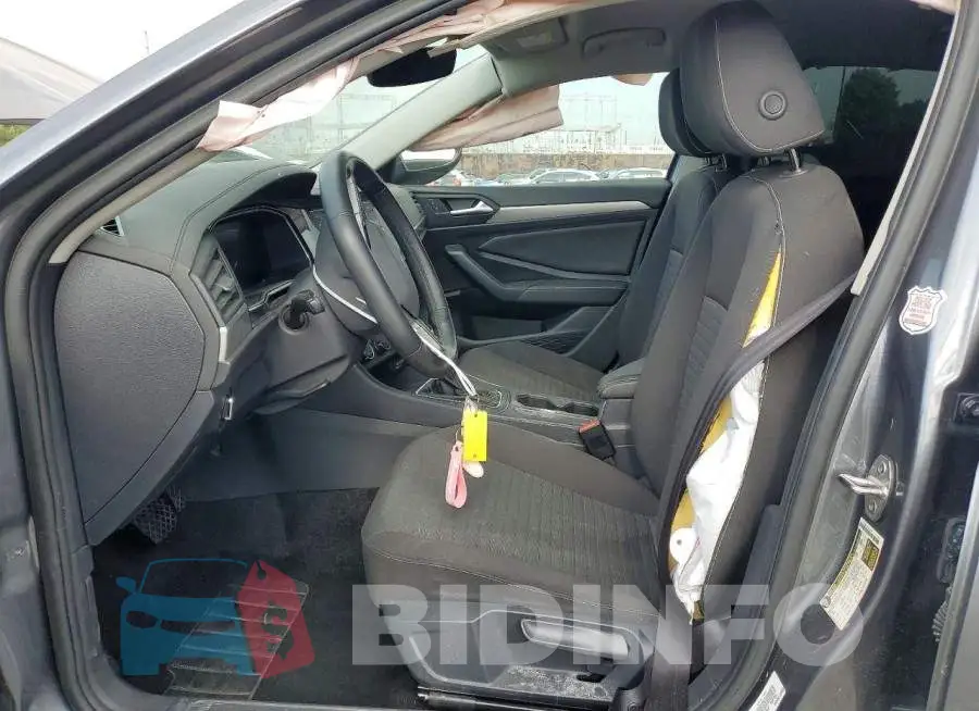 3VW5M7BU2RM050456 Photo# 7