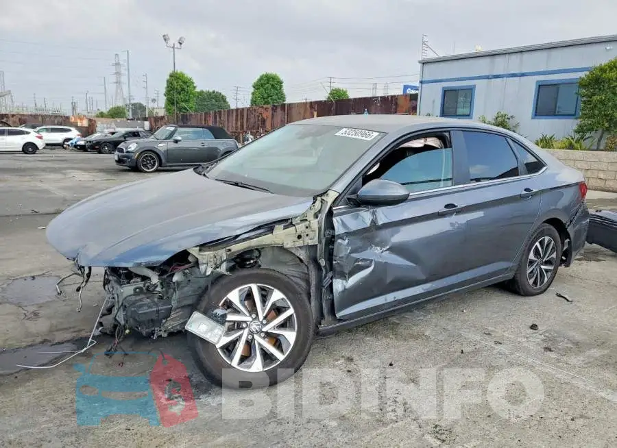 3VW5M7BU2RM050456 Photo# 1